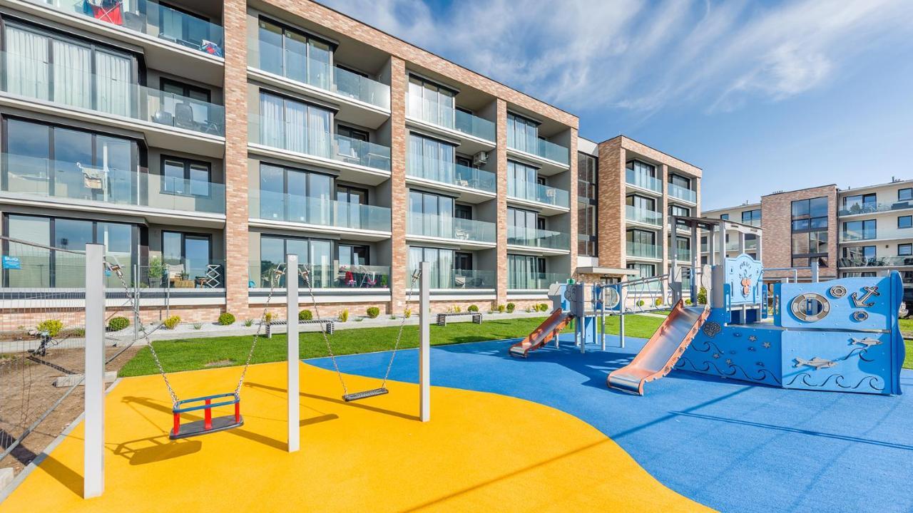 Apartament Z 1 Sypialnia Retro Deluxe 60 F Perlowa Przystan - Holiday City Kołobrzeg Esterno foto