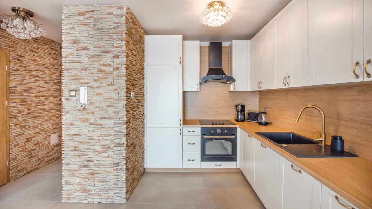 Apartament Z 1 Sypialnia Retro Deluxe 60 F Perlowa Przystan - Holiday City Kołobrzeg Esterno foto