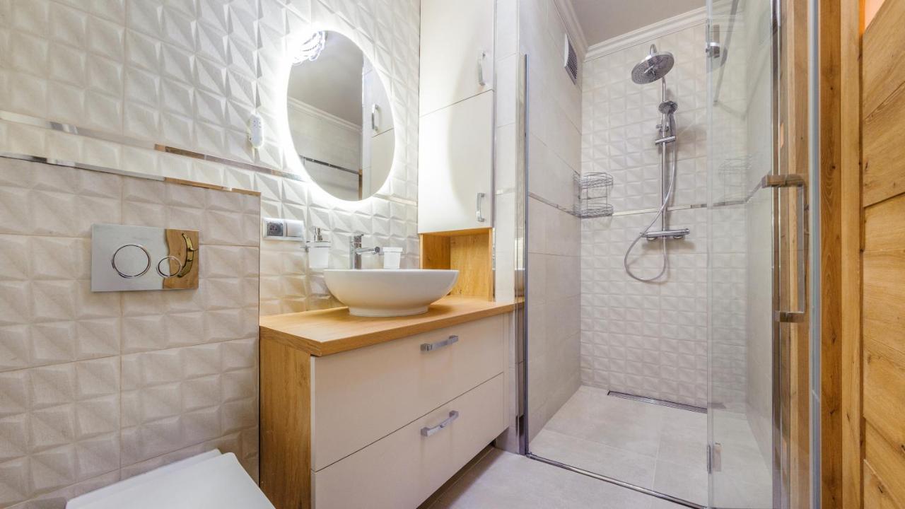 Apartament Z 1 Sypialnia Retro Deluxe 60 F Perlowa Przystan - Holiday City Kołobrzeg Esterno foto